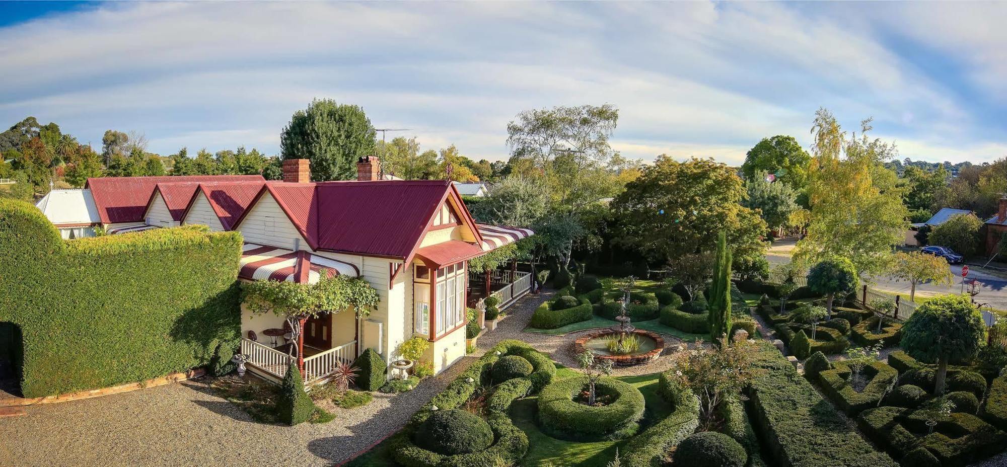 Barnsley House Bed And Breakfast Beechworth Extérieur photo