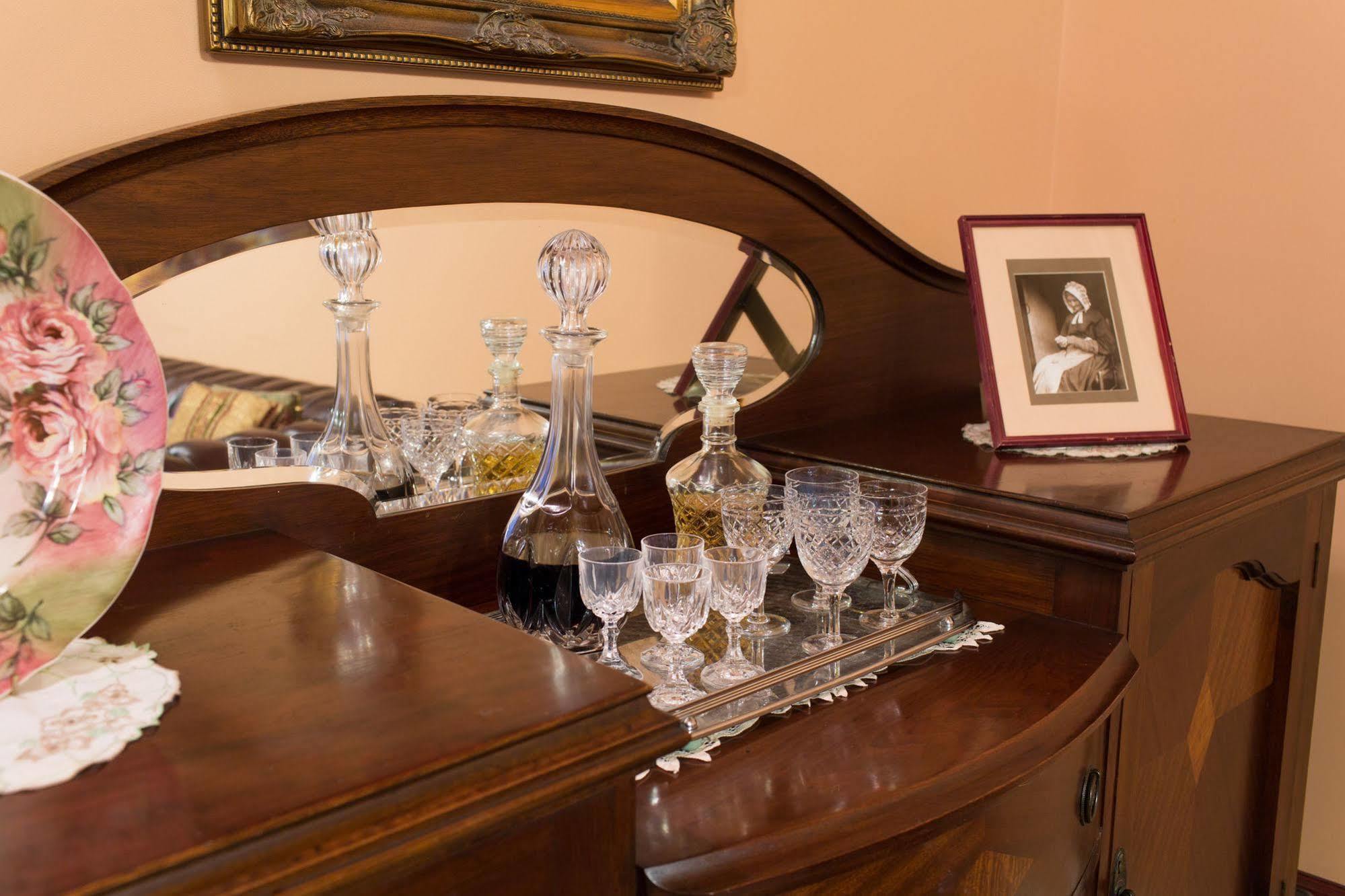 Barnsley House Bed And Breakfast Beechworth Extérieur photo
